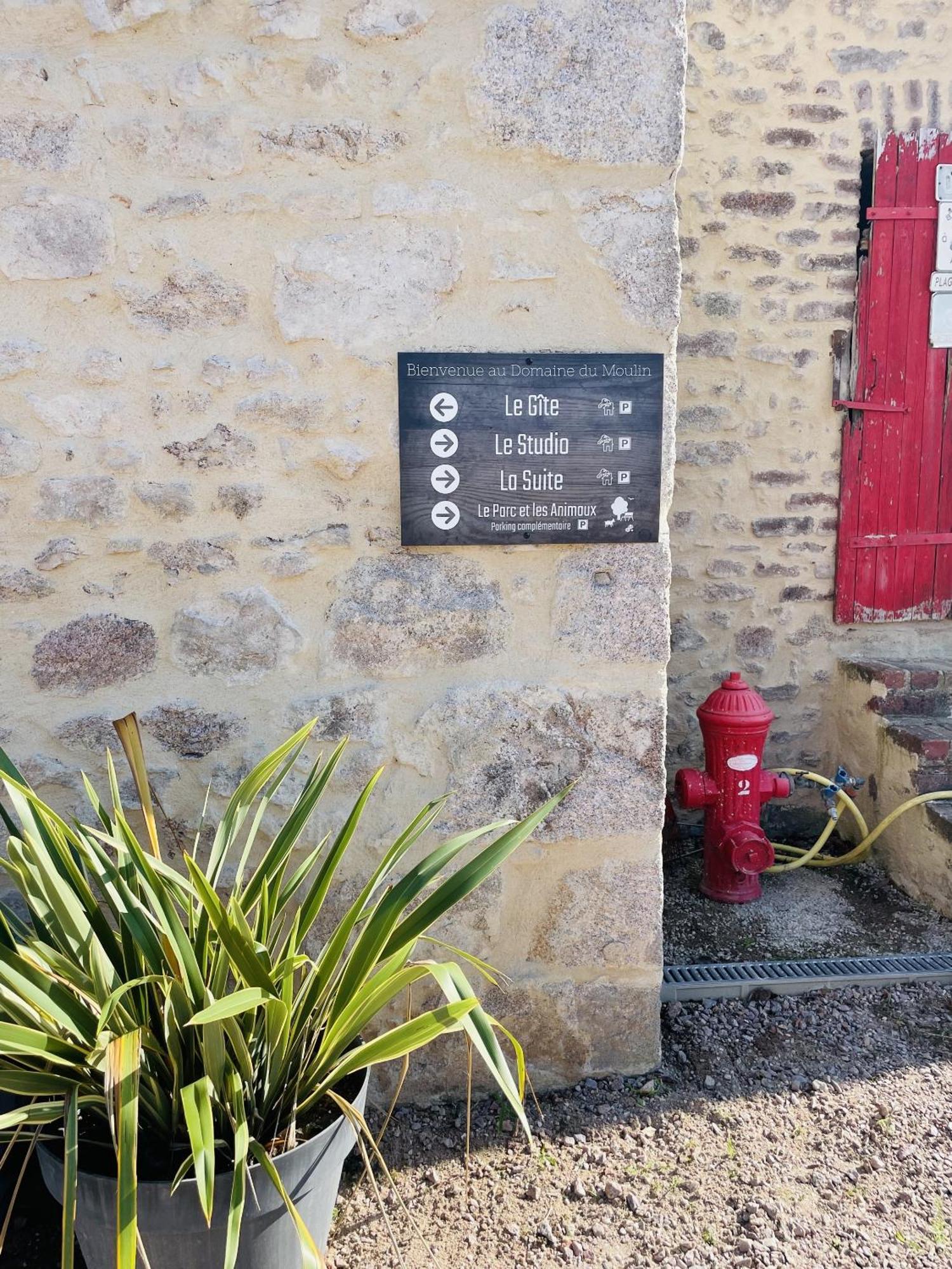 Le Lodge Spa Saint-Laurent-d'Andenay Eksteriør bilde
